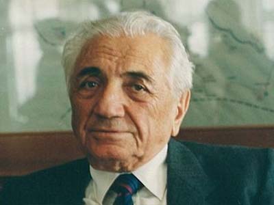 Cahit Külebi